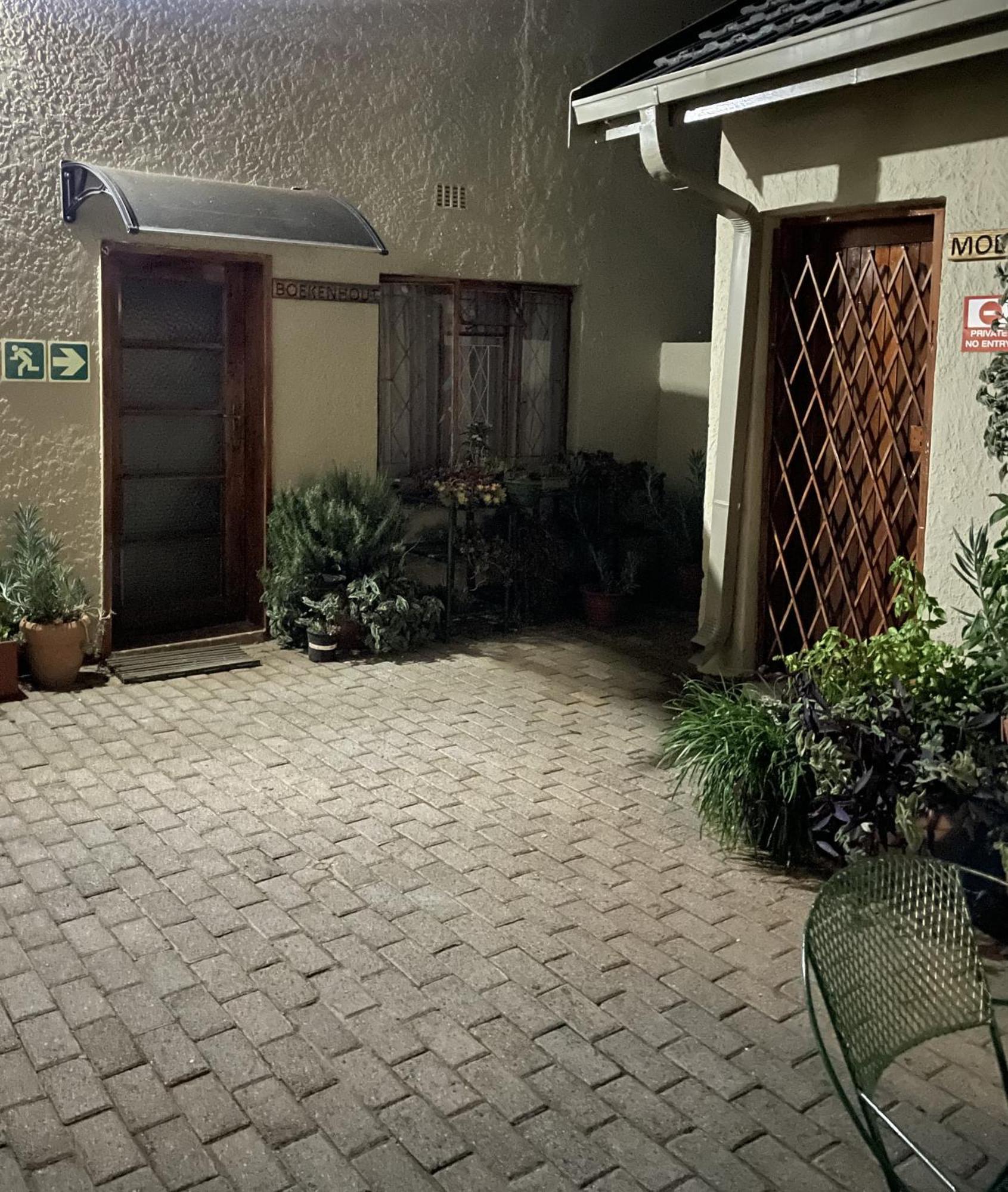 Celtis Lane Guest House Boksburg Esterno foto