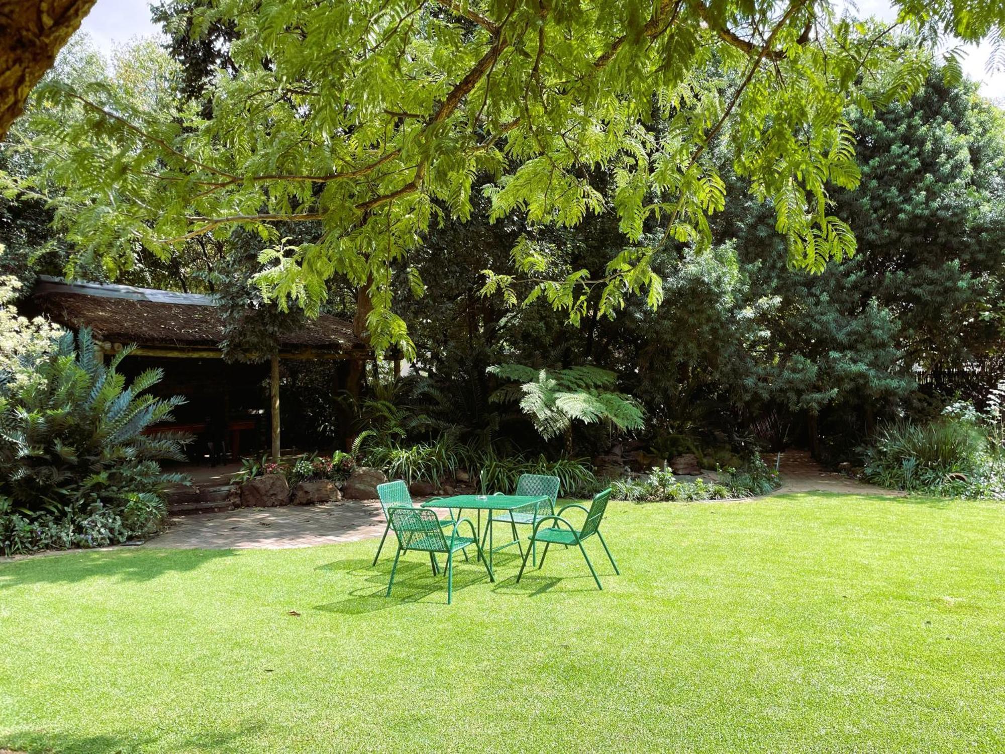 Celtis Lane Guest House Boksburg Esterno foto