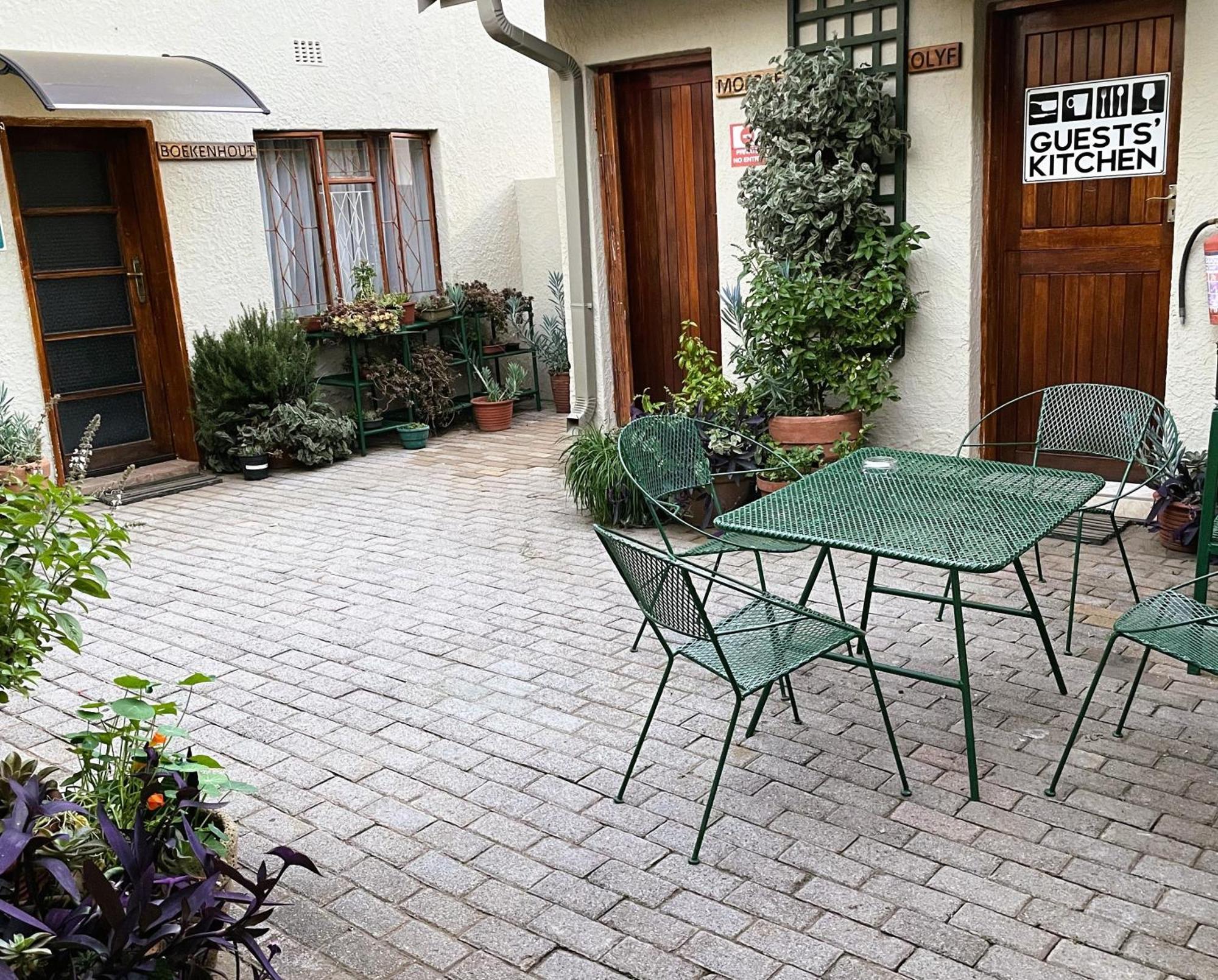 Celtis Lane Guest House Boksburg Esterno foto